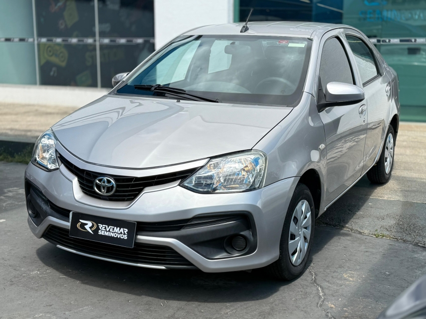 toyota etios 1.5 x sedan 16v flex 4p manual toyota etios 1.5 x sedan 16v flex 4p manual