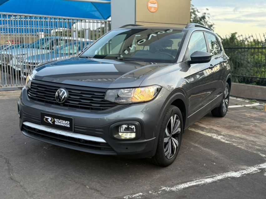 volkswagen t-cross 1.0 200 tsi total flex automatico 4p 2023 volkswagen t-cross 1.0 200 tsi total flex automatico 4p 2023