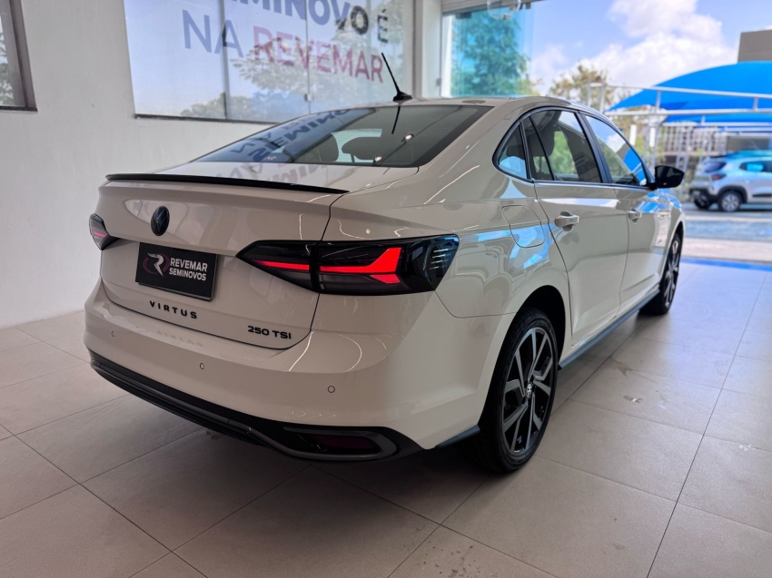 volkswagen virtus 1.4 250 tsi exclusive automatico flex 4p 2025