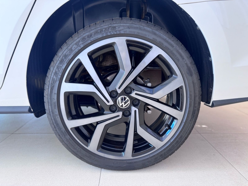 volkswagen virtus 1.4 250 tsi exclusive automatico flex 4p 2025