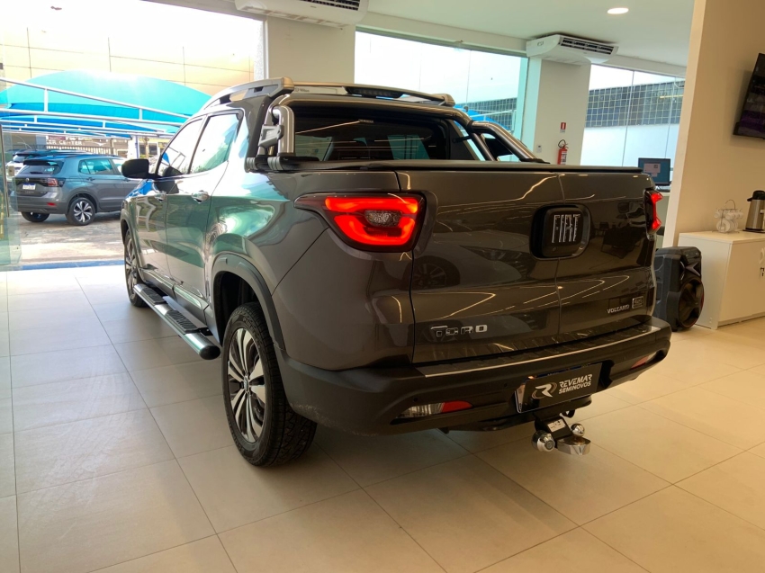 fiat toro 2.0 16v turbo diesel volcano 4wd at9 4p automatico 2024