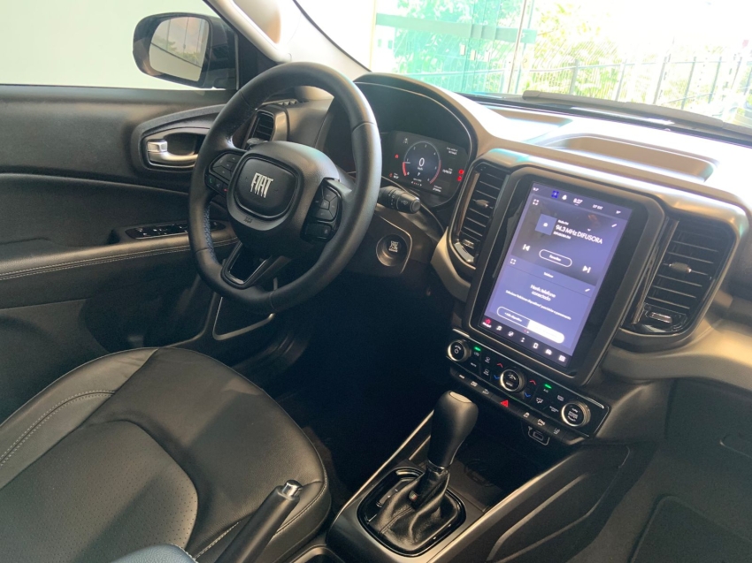 fiat toro 2.0 16v turbo diesel volcano 4wd at9 4p automatico 2024