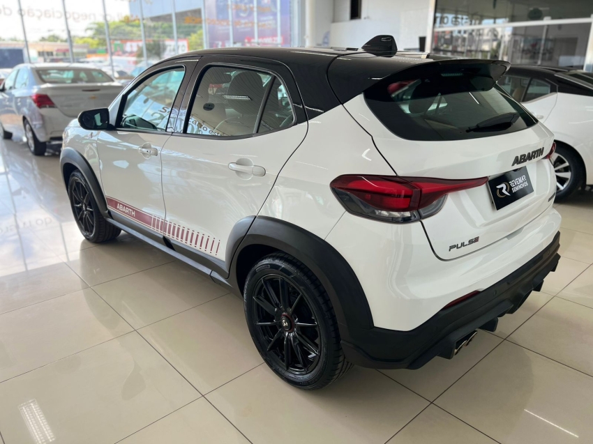 fiat pulse 1.3 turbo 270 flex abarth at6 4p automatico 2023