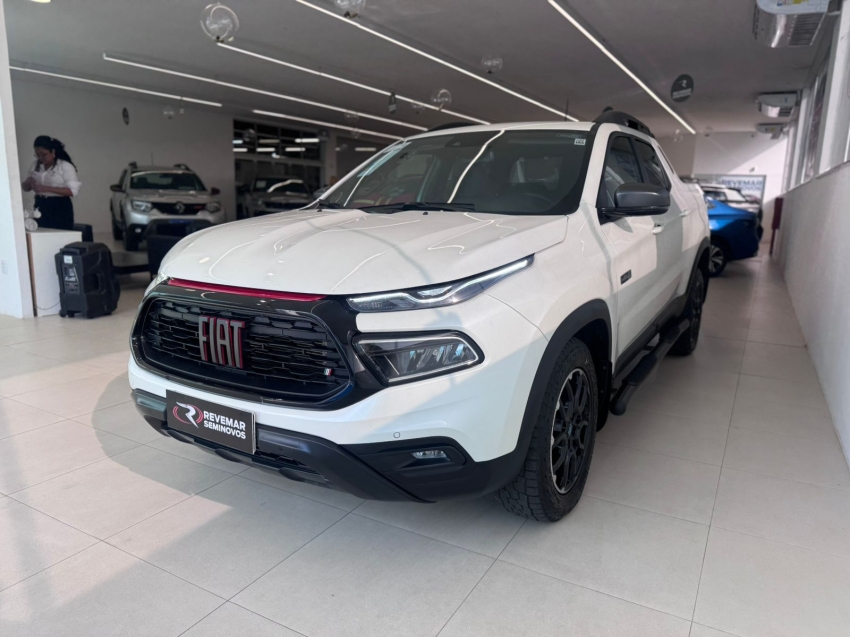 fiat toro 2.0 16v turbo diesel ultra 4wd at9 4p automatico 2024