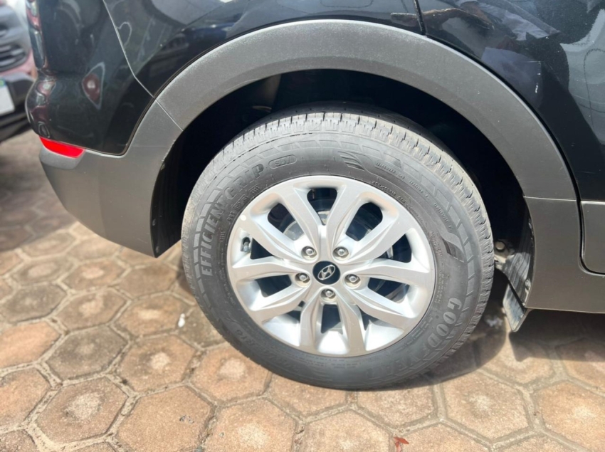 hyundai creta 1.6 16v flex action automatico 4p 20214