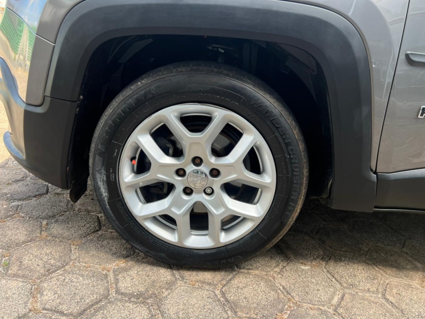 renegade 1.8 16v flex longitude 4p automatico4