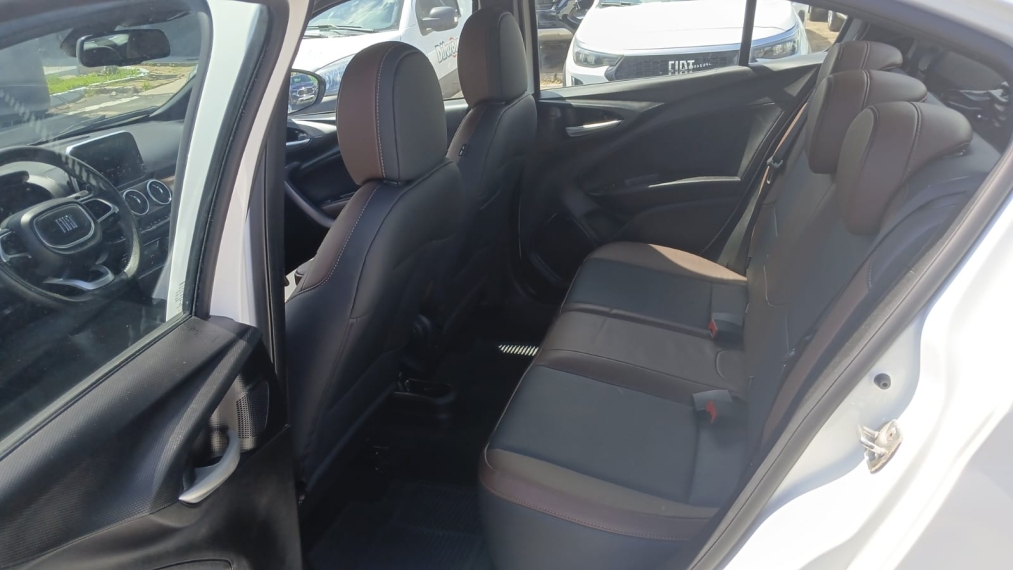 fiat cronos 1.3 firefly flex precision cvt 4p automatico 20238