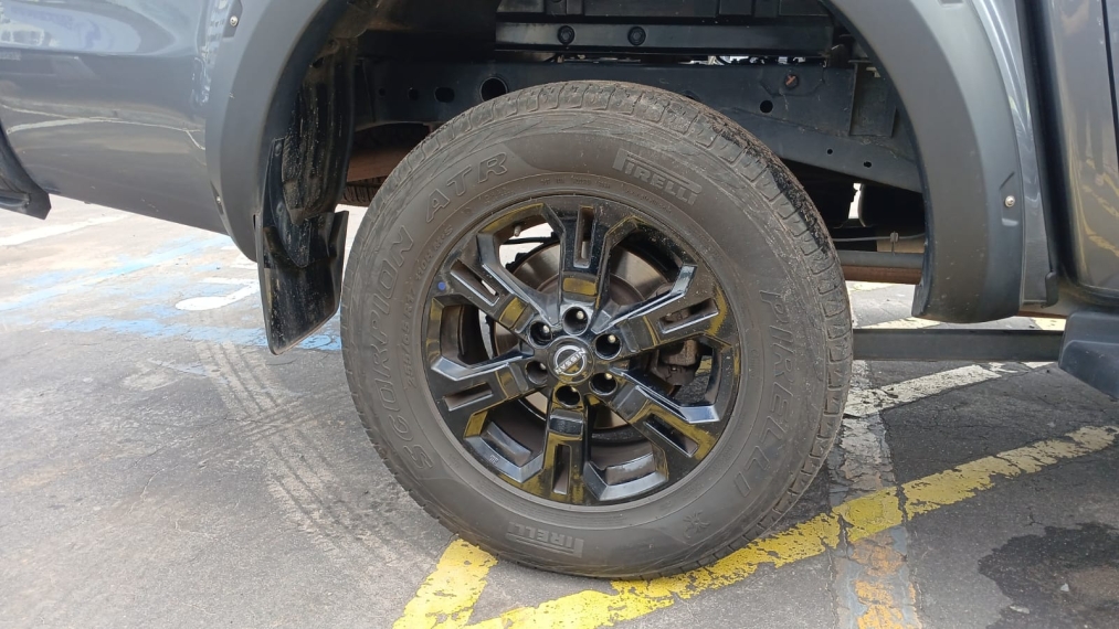 nissan frontier 2.3 16v turbo diesel attack cd 4x4 automatico 4p 20254