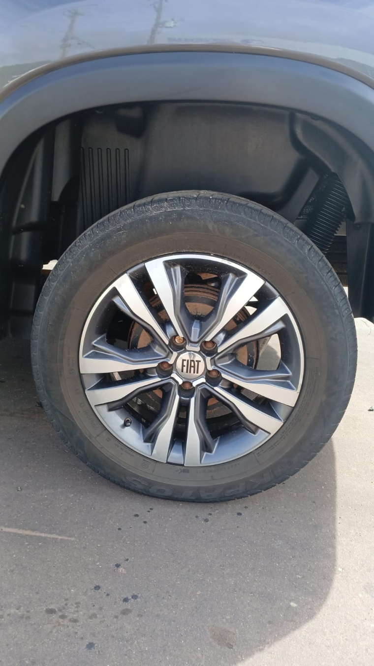 fiat toro 1.3 turbo 270 flex freedom at6 4p automatico 20224