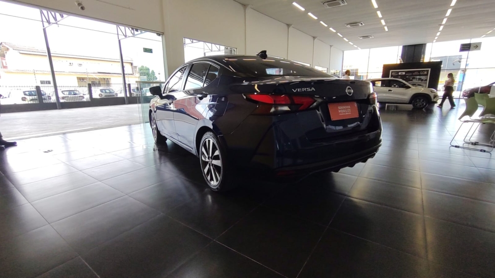 nissan versa exclusive 1.6 flex 4p automatico 2021 nissan versa exclusive 1.6 flex 4p automatico 2021
