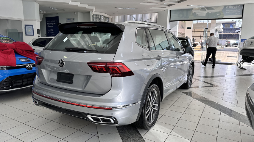 tiguan all space r-line
