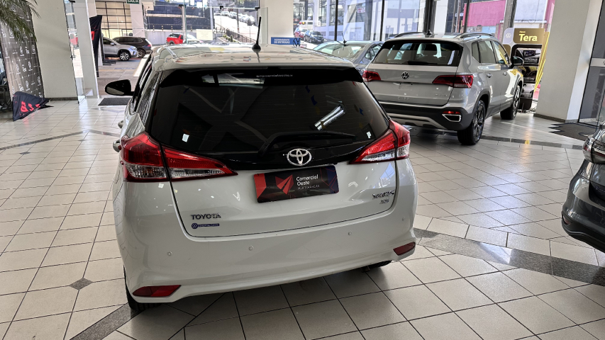 yaris xs