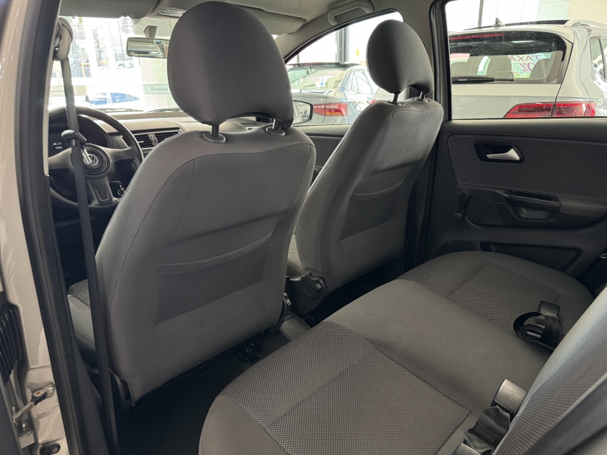 volkswagen fox 1.0 mi 8v flex 4p manual 20114
