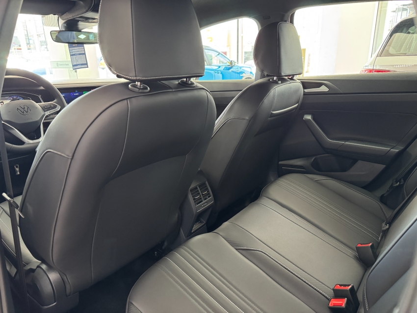 volkswagen nivus 1.0 200 tsi total flex highline automatico 4p 20266