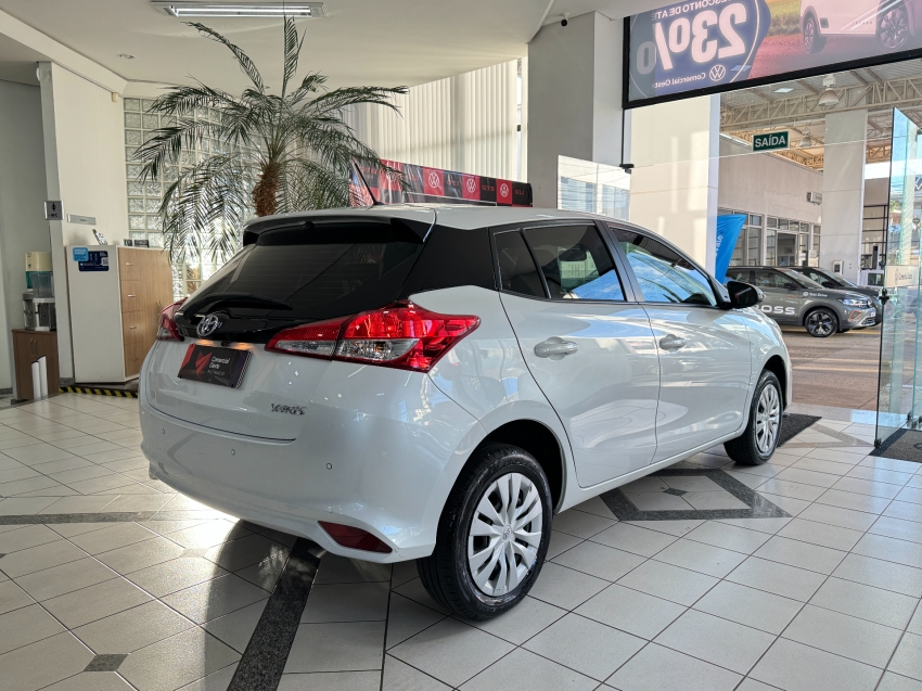 toyota yaris 1.5 16v flex xl multidrive 4p automatico 20259