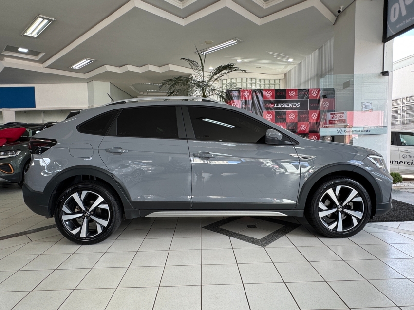volkswagen nivus 1.0 200 tsi total flex highline automatico 4p 202310