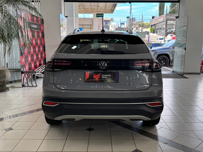 volkswagen nivus 1.0 200 tsi total flex highline automatico 4p 202311