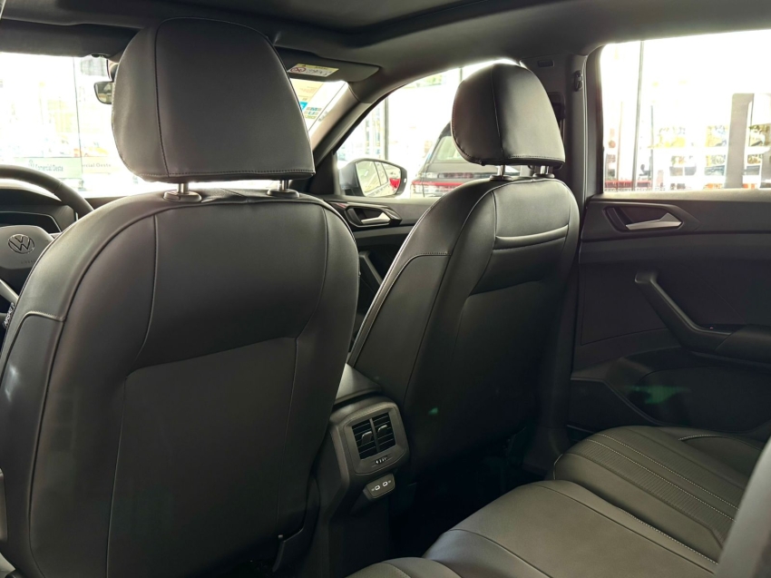 volkswagen t-cross 1.4 250 tsi total flex highline automatico 4p 202610