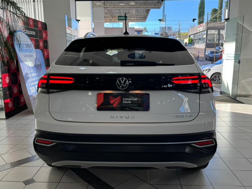 volkswagen nivus 1.0 200 tsi total flex highline automatico 4p 202212