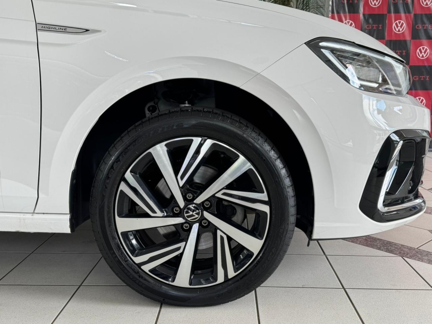 volkswagen virtus 1.0 200 tsi highline automatico flex 4p 20253