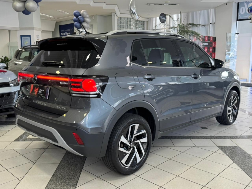 volkswagen t-cross 1.4 250 tsi total flex highline automatico 4p 202611