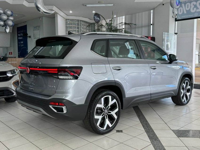 volkswagen taos 1.4 250 tsi total flex highline automatico 4p 202614