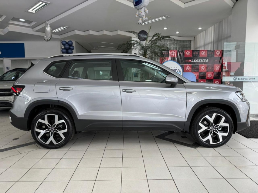 volkswagen taos 1.4 250 tsi total flex highline automatico 4p 20262