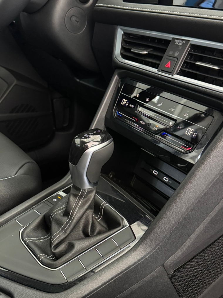 volkswagen taos 1.4 250 tsi total flex highline automatico 4p 202611