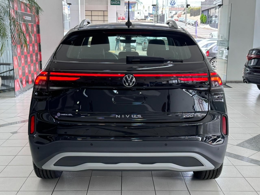 volkswagen nivus 1.0 200 tsi total flex highline automatico 4p 202611