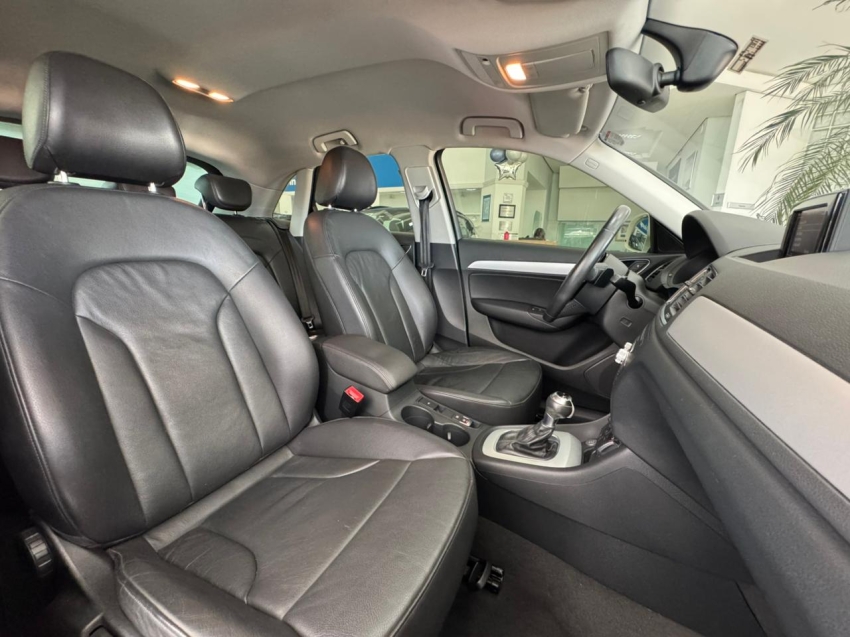 audi q3 1.4 tfsi attraction flex 4p s tronic automatico 20188