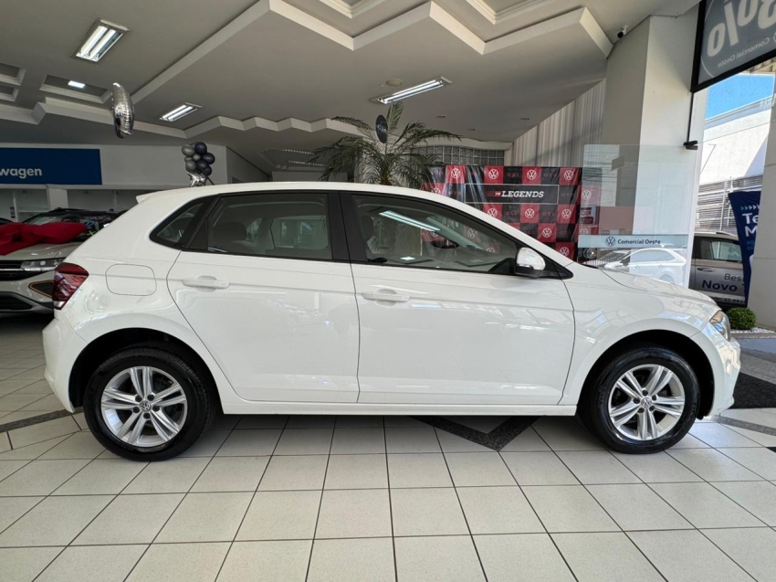 volkswagen polo 1.0 mpi total flex manual 4p 20212