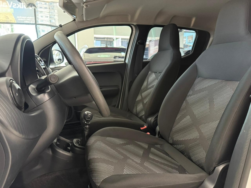 fiat mobi 1.0 evo flex like. manual 4p 20254