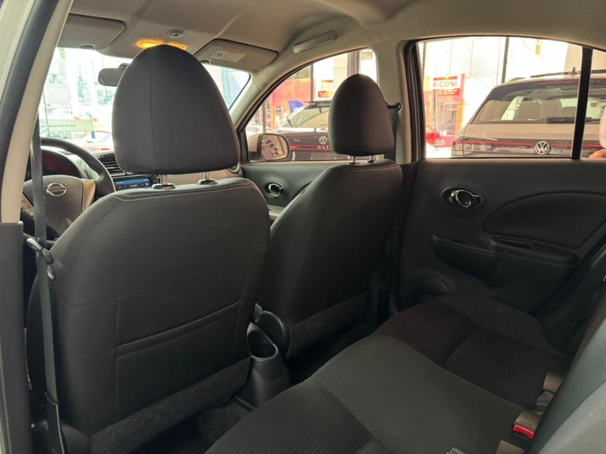 nissan march 1.6 sl 16v flex 4p xtronic automatico 20179