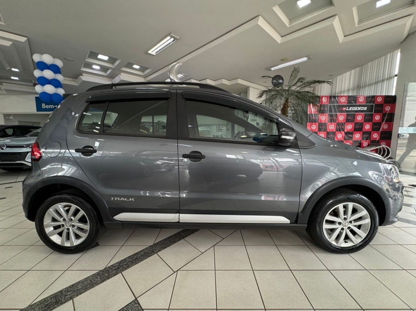 volkswagen fox 1.0 mpi track 12v flex 4p manual 20172