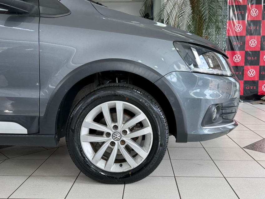 volkswagen fox 1.0 mpi track 12v flex 4p manual 20173