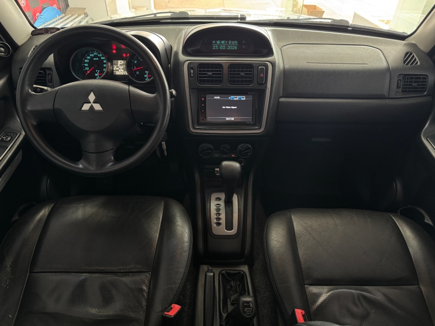 mitsubishi pajero tr4 2.0 4x4 16v 140cv flex 4p automatico 20135