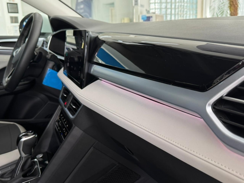 volkswagen taos 1.4 250 tsi total flex comfortline automatico 4p 202611