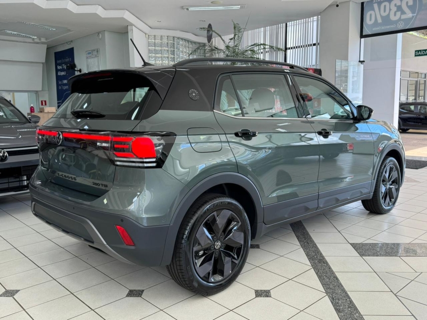 volkswagen t-cross 1.4 250 tsi total flex extreme automatico 4p 202613