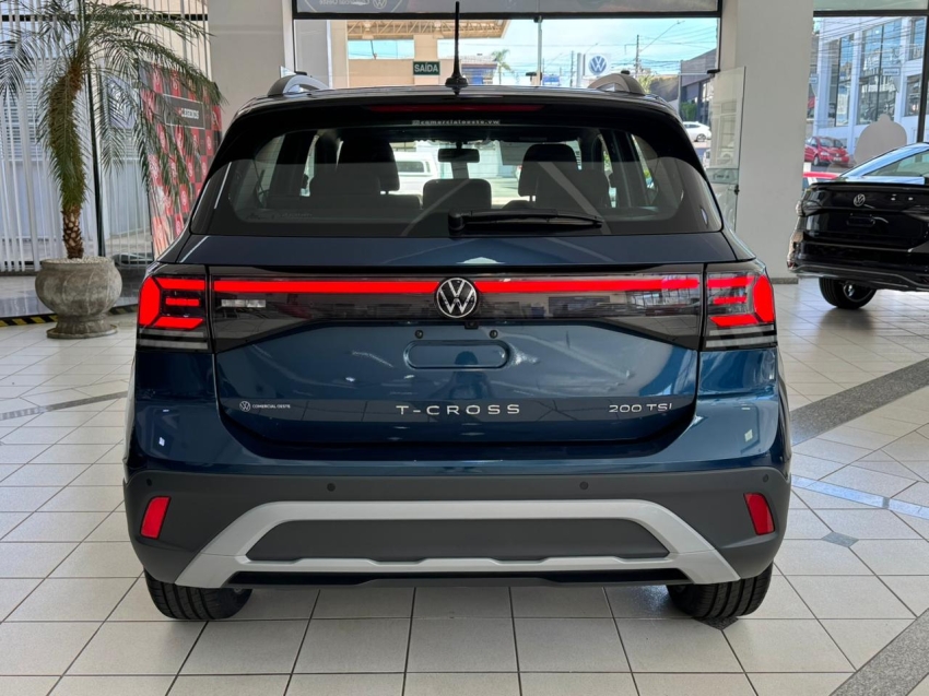 volkswagen t-cross 1.0 200 tsi total flex automatico 4p 202613