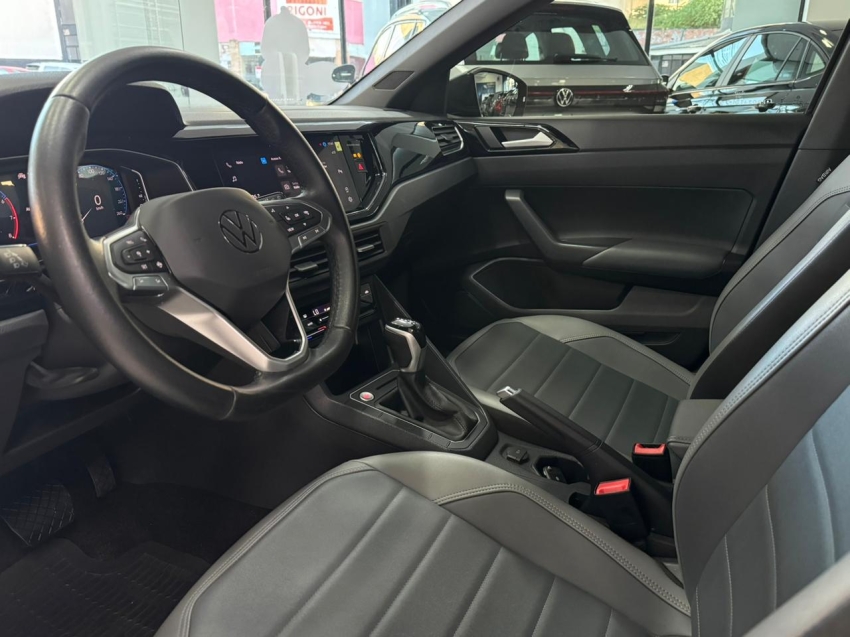 volkswagen nivus 1.0 200 tsi total flex highline automatico 4p 20235