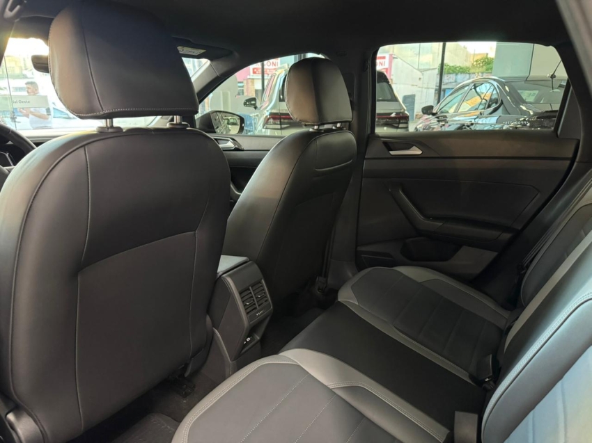 volkswagen nivus 1.0 200 tsi total flex highline automatico 4p 20239