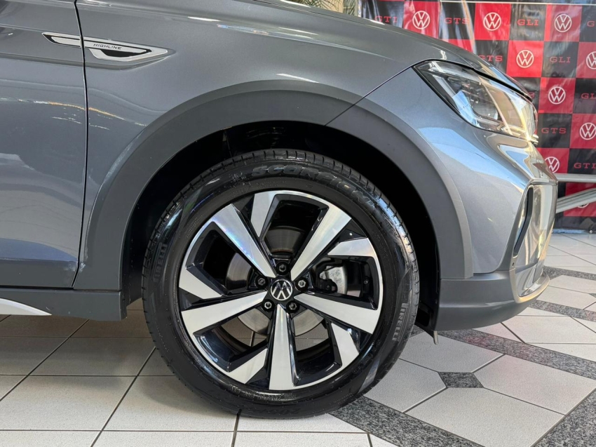 volkswagen nivus 1.0 200 tsi total flex highline automatico 4p 20233