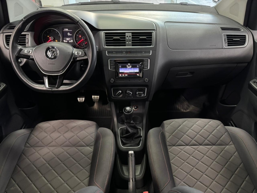 volkswagen fox 1.6 msi highline 16v flex 4p manual 20176