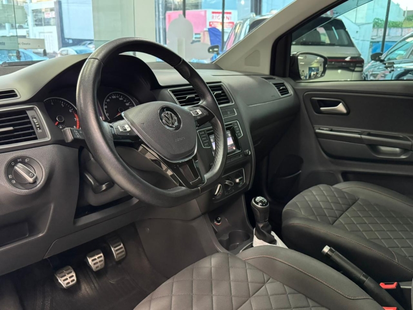 volkswagen fox 1.6 msi highline 16v flex 4p manual 20175