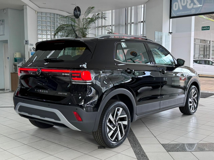 volkswagen t-cross 1.4 250 tsi total flex highline automatico 4p 202611