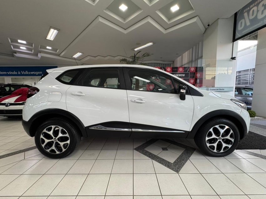 renault captur 1.6 16v sce flex intense x-tronic 4p automatico 20193