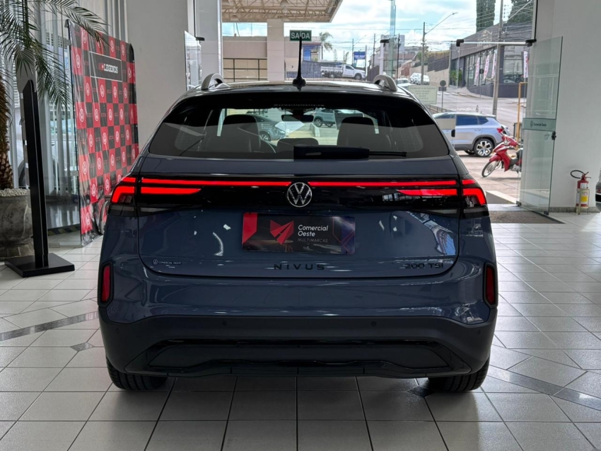 volkswagen nivus 1.0 200 tsi total flex highline automatico 4p 202510