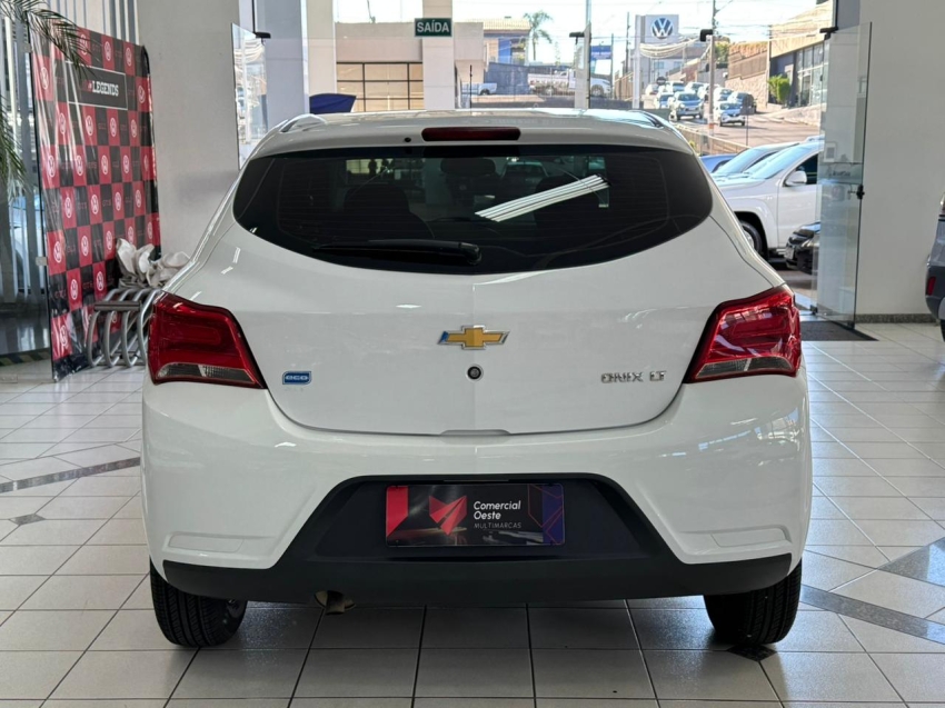 chevrolet onix 1.0 mpfi lt 8v flex 4p manual 201713