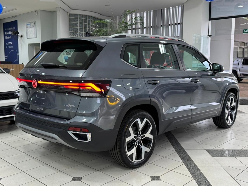 volkswagen taos 1.4 250 tsi total flex highline automatico 4p 202615