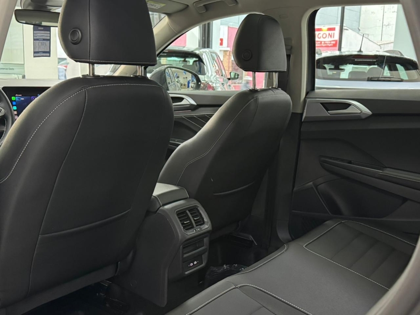 volkswagen taos 1.4 250 tsi total flex highline automatico 4p 202614